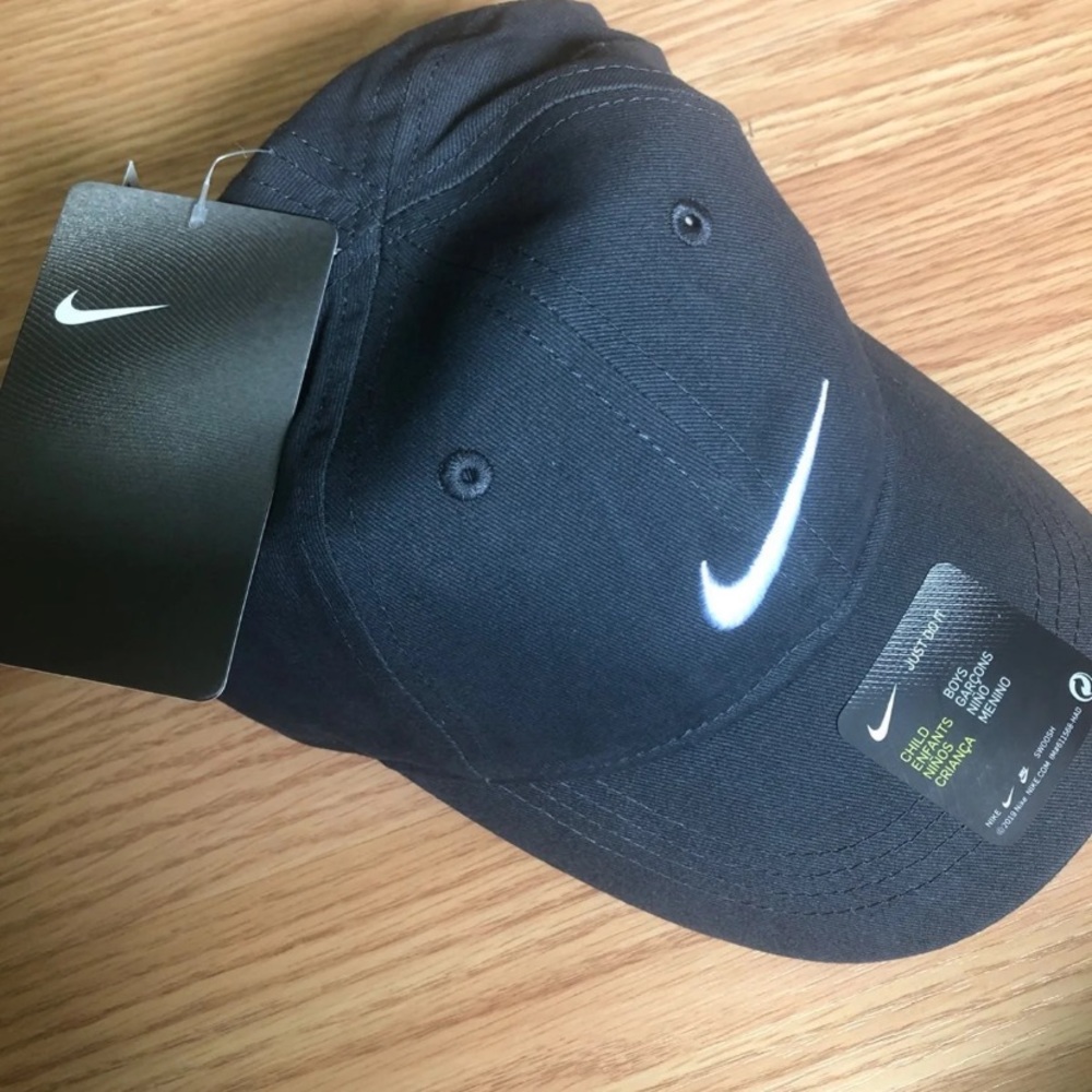 Nike boys hat - Picture 3 of 4